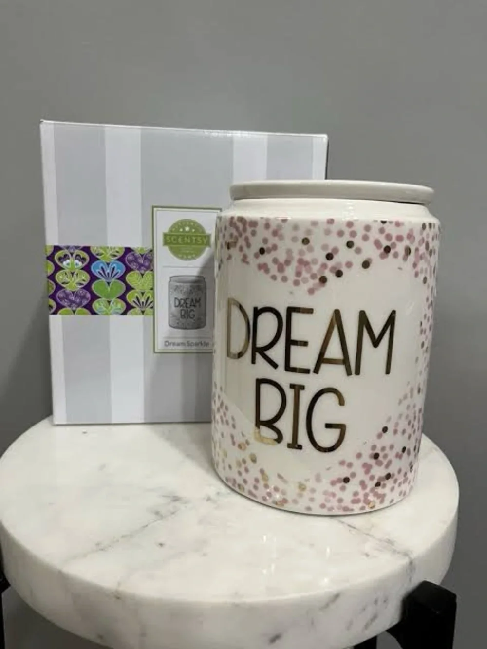 NEW IN BOX Scentsy Warmer 
